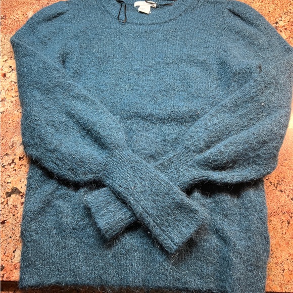 H&M Sweaters - H&M Deep Teal Crew Neck Sweater